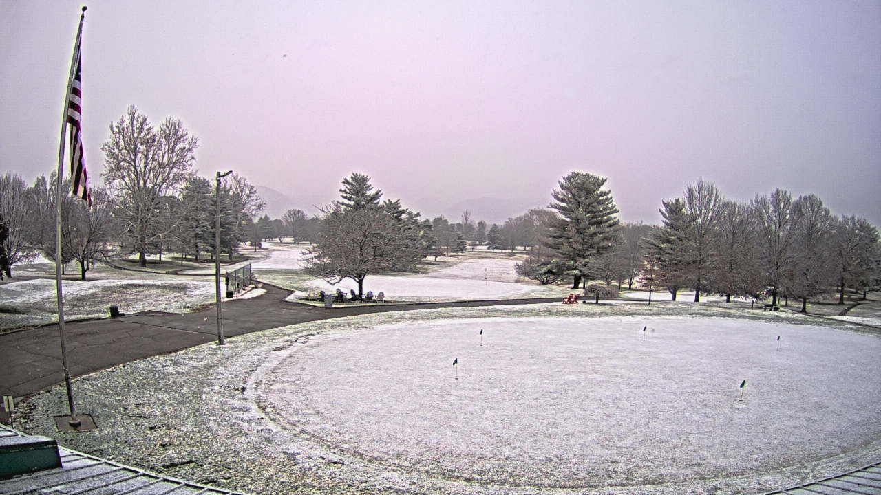 Thumbnail for current weather camera view from Elks Country Club in McDermott, Ohio