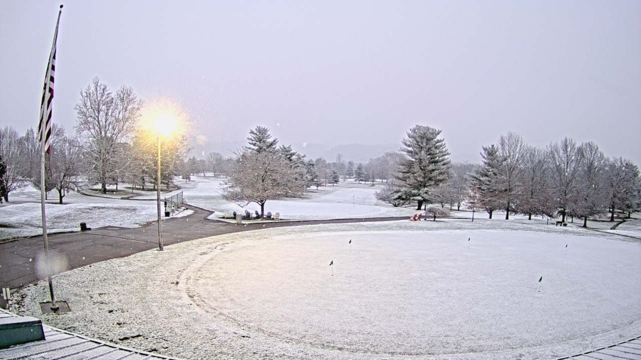 Thumbnail for current weather camera view from Elks Country Club in McDermott, Ohio