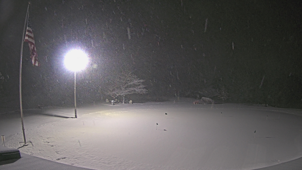 Thumbnail for current weather camera view from Elks Country Club in McDermott, Ohio