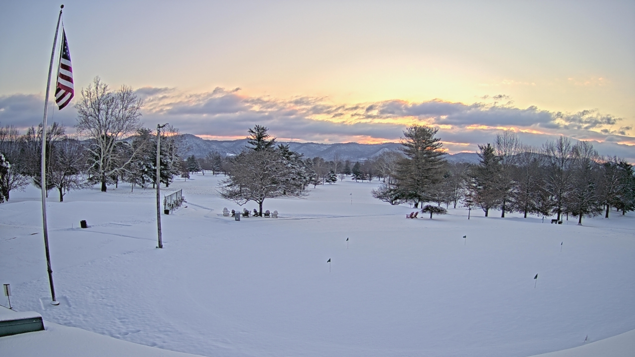 Thumbnail for current weather camera view from Elks Country Club in McDermott, Ohio