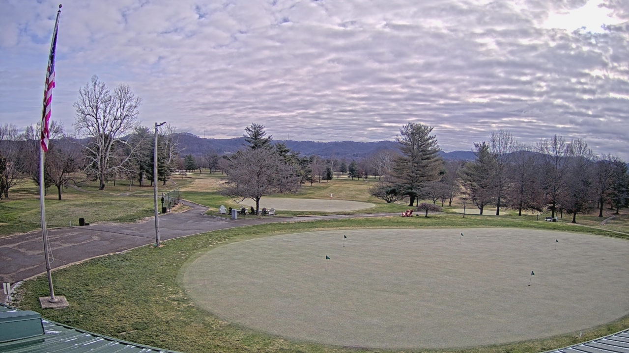 Thumbnail for current weather camera view from Elks Country Club in McDermott, Ohio