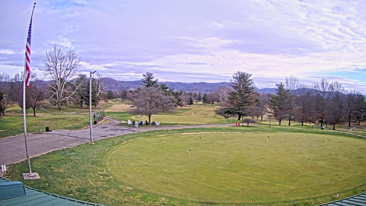 Thumbnail for current weather camera view from Elks Country Club in McDermott, Ohio