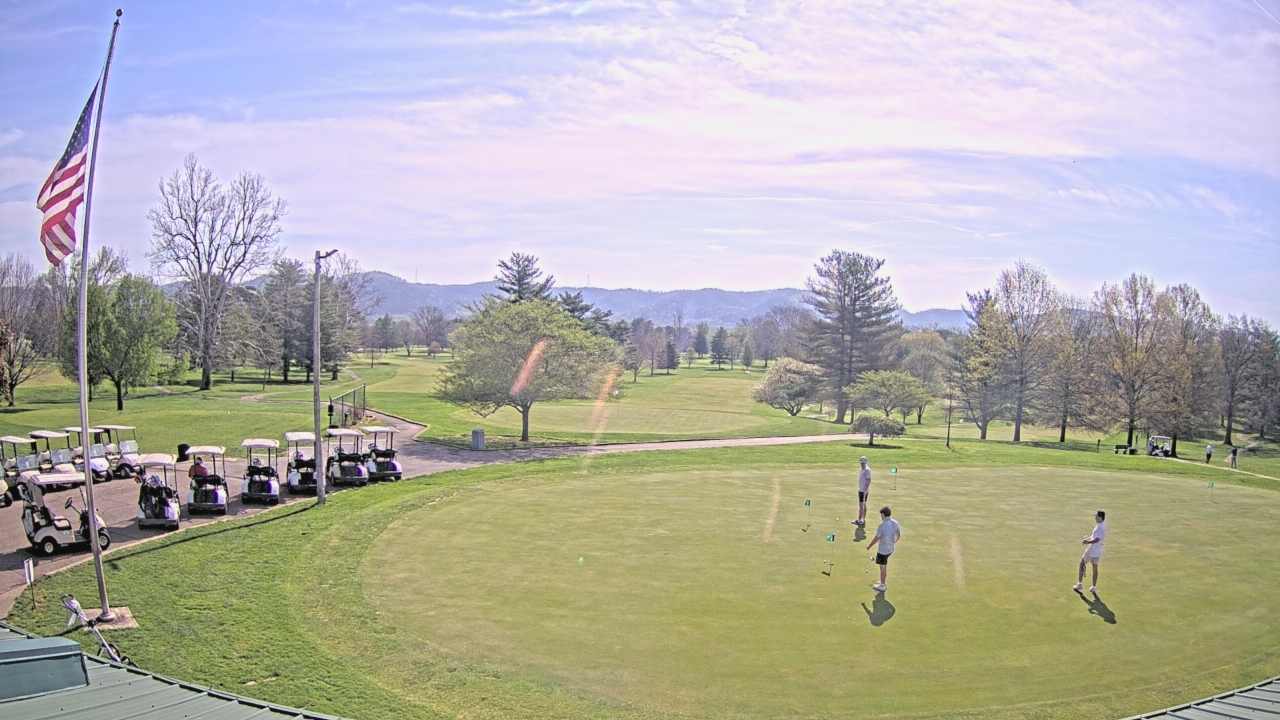 Thumbnail for current weather camera view from Elks Country Club in McDermott, Ohio