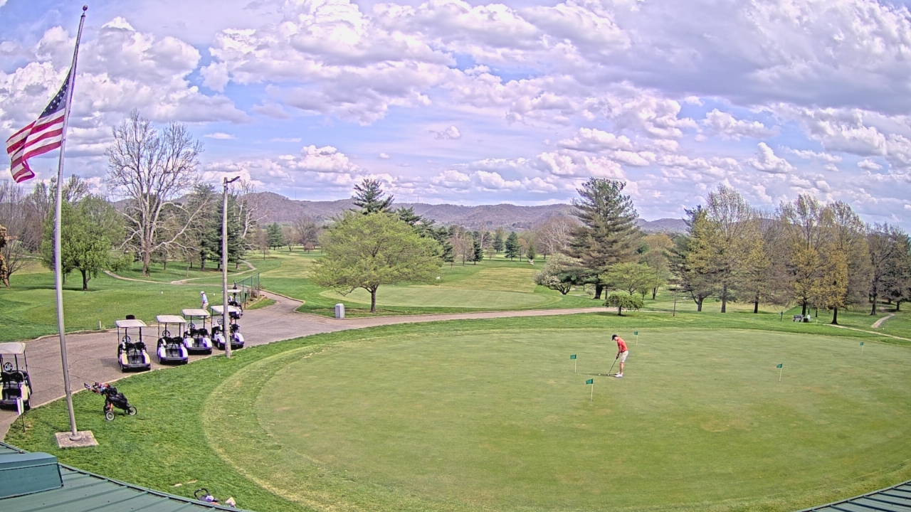 Thumbnail for current weather camera view from Elks Country Club in McDermott, Ohio