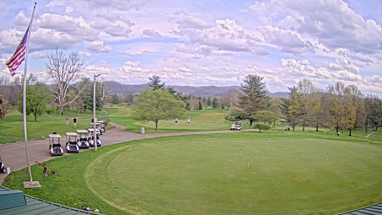 Thumbnail for current weather camera view from Elks Country Club in McDermott, Ohio