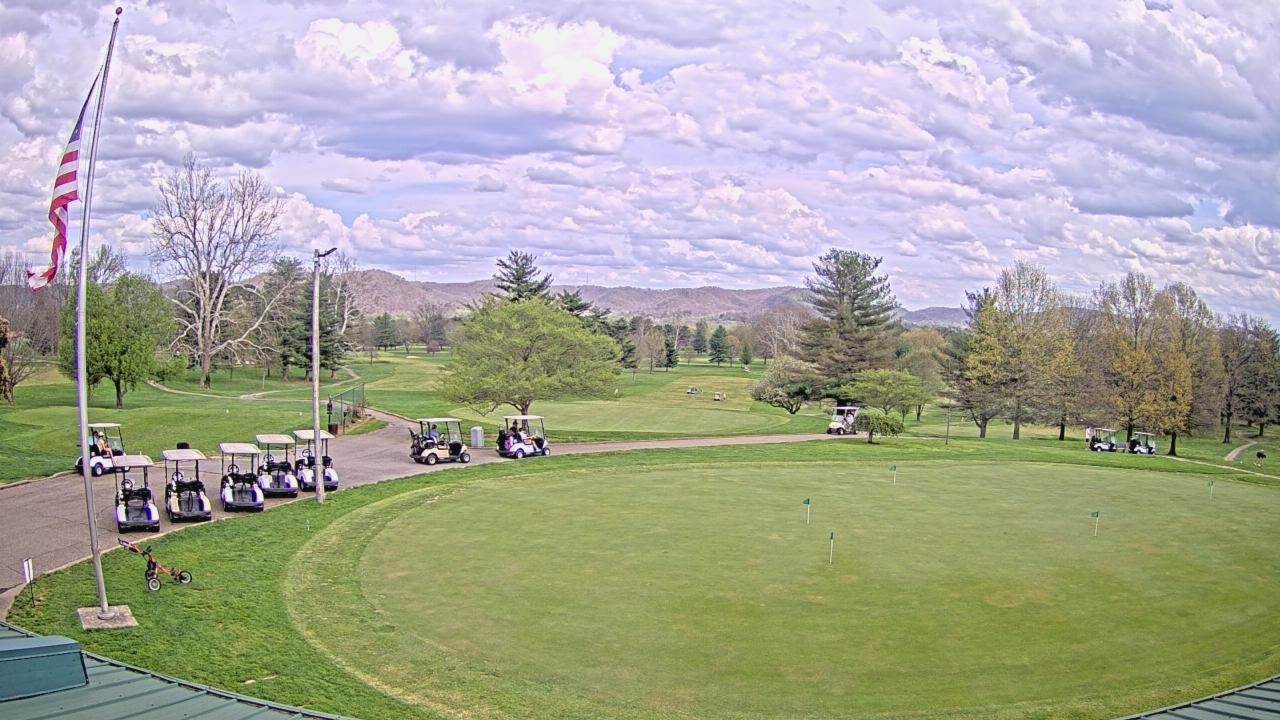 Thumbnail for current weather camera view from Elks Country Club in McDermott, Ohio