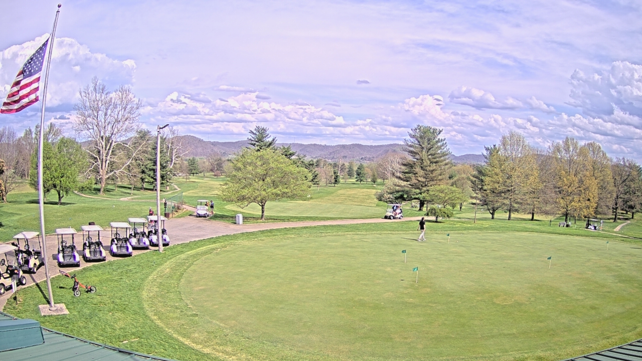 Thumbnail for current weather camera view from Elks Country Club in McDermott, Ohio