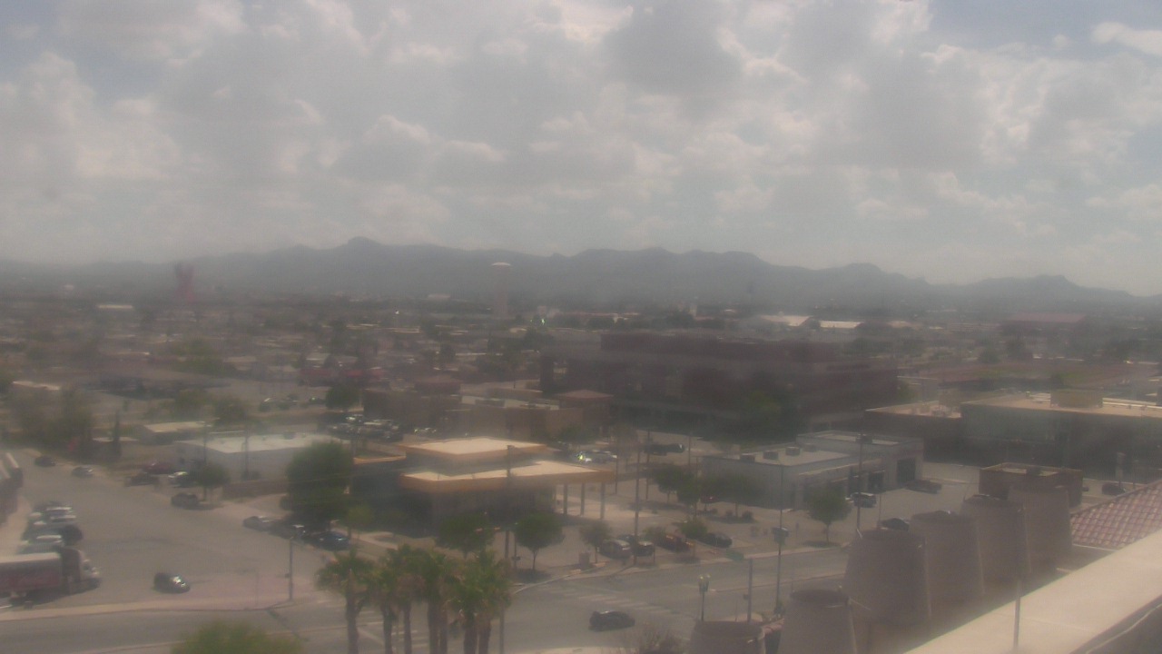 Thumbnail for current weather camera view from Texas Tech University Health Sciences Center in El Paso, Texas