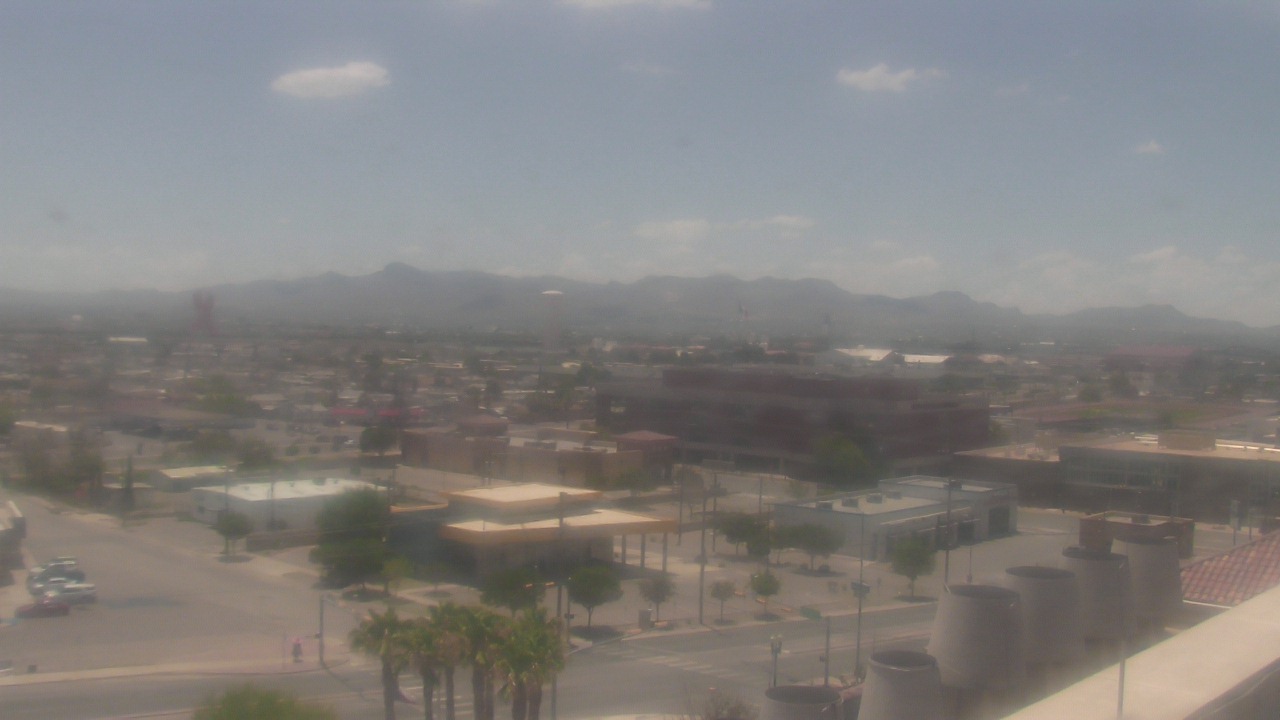 Thumbnail for current weather camera view from Texas Tech University Health Sciences Center in El Paso, Texas