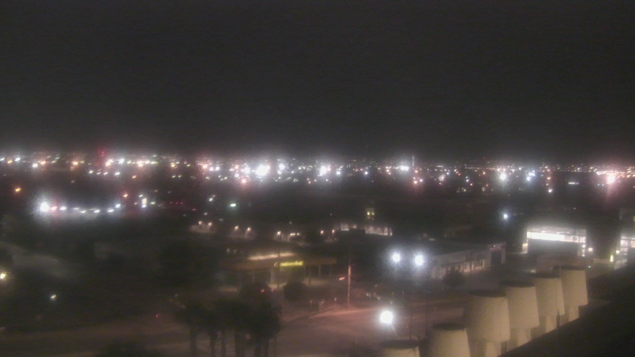 Thumbnail for current weather camera view from Texas Tech University Health Sciences Center in El Paso, Texas