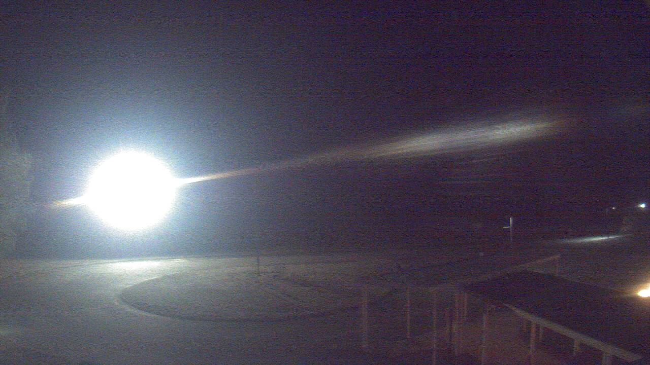Thumbnail for current weather camera view from Bladen Lakes Primary School in Elizabethtown, North Carolina