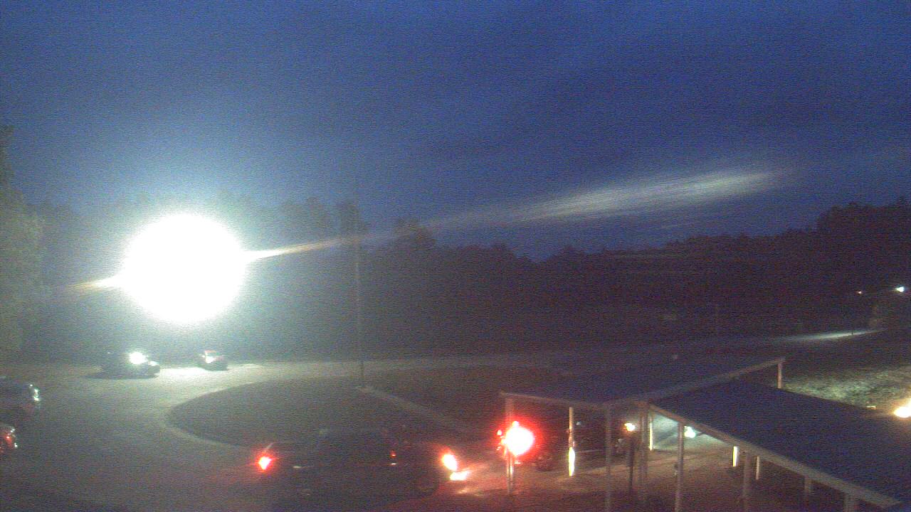 Thumbnail for current weather camera view from Bladen Lakes Primary School in Elizabethtown, North Carolina