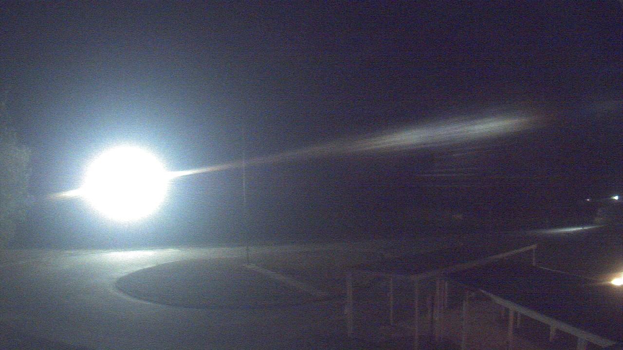 Thumbnail for current weather camera view from Bladen Lakes Primary School in Elizabethtown, North Carolina