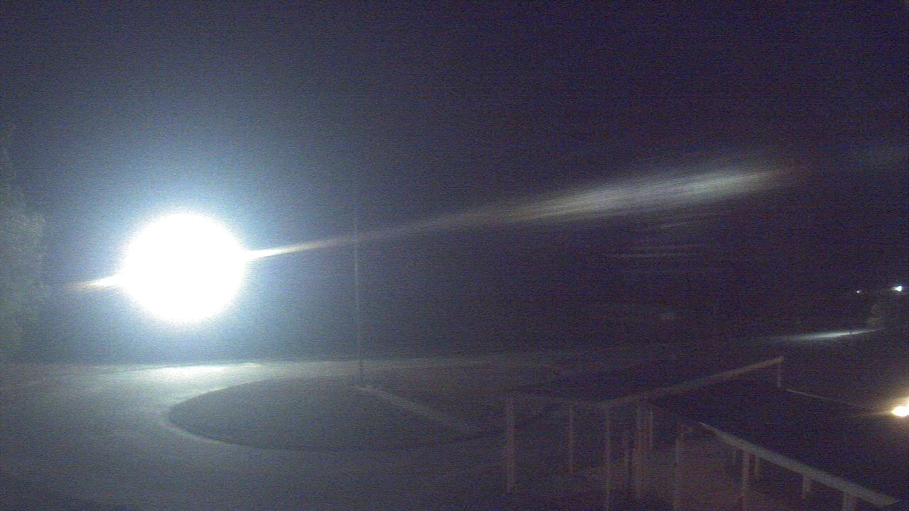 Thumbnail for current weather camera view from Bladen Lakes Primary School in Elizabethtown, North Carolina