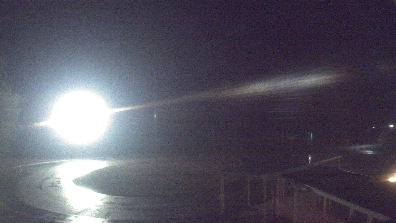Thumbnail for current weather camera view from Bladen Lakes Primary School in Elizabethtown, North Carolina