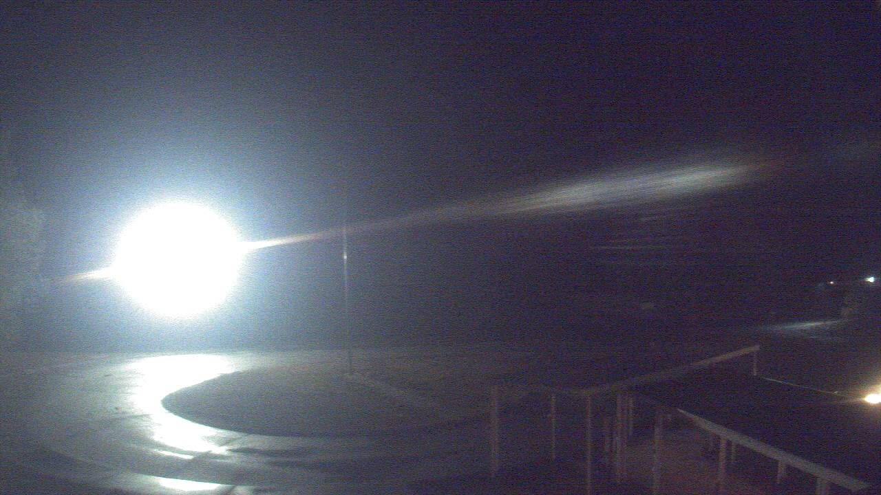 Thumbnail for current weather camera view from Bladen Lakes Primary School in Elizabethtown, North Carolina