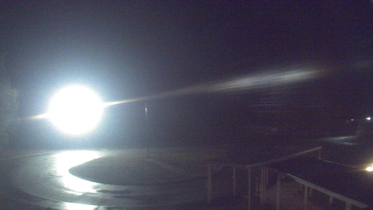 Thumbnail for current weather camera view from Bladen Lakes Primary School in Elizabethtown, North Carolina