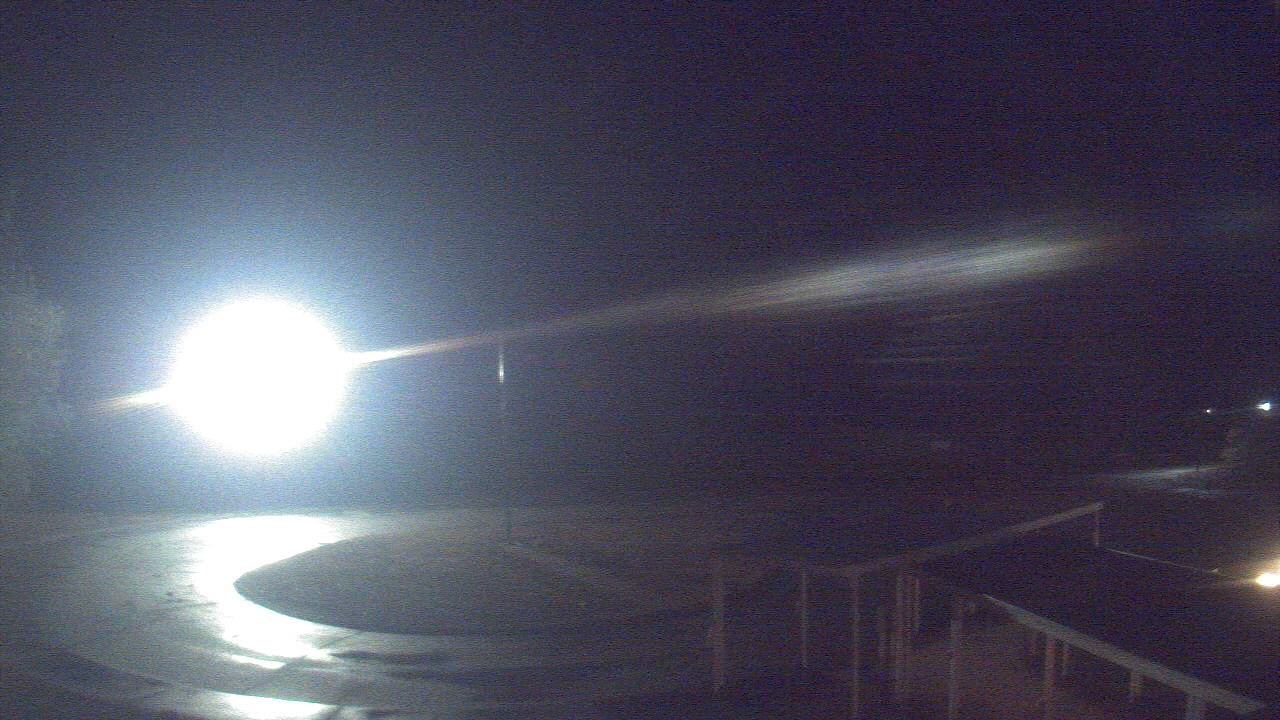 Thumbnail for current weather camera view from Bladen Lakes Primary School in Elizabethtown, North Carolina