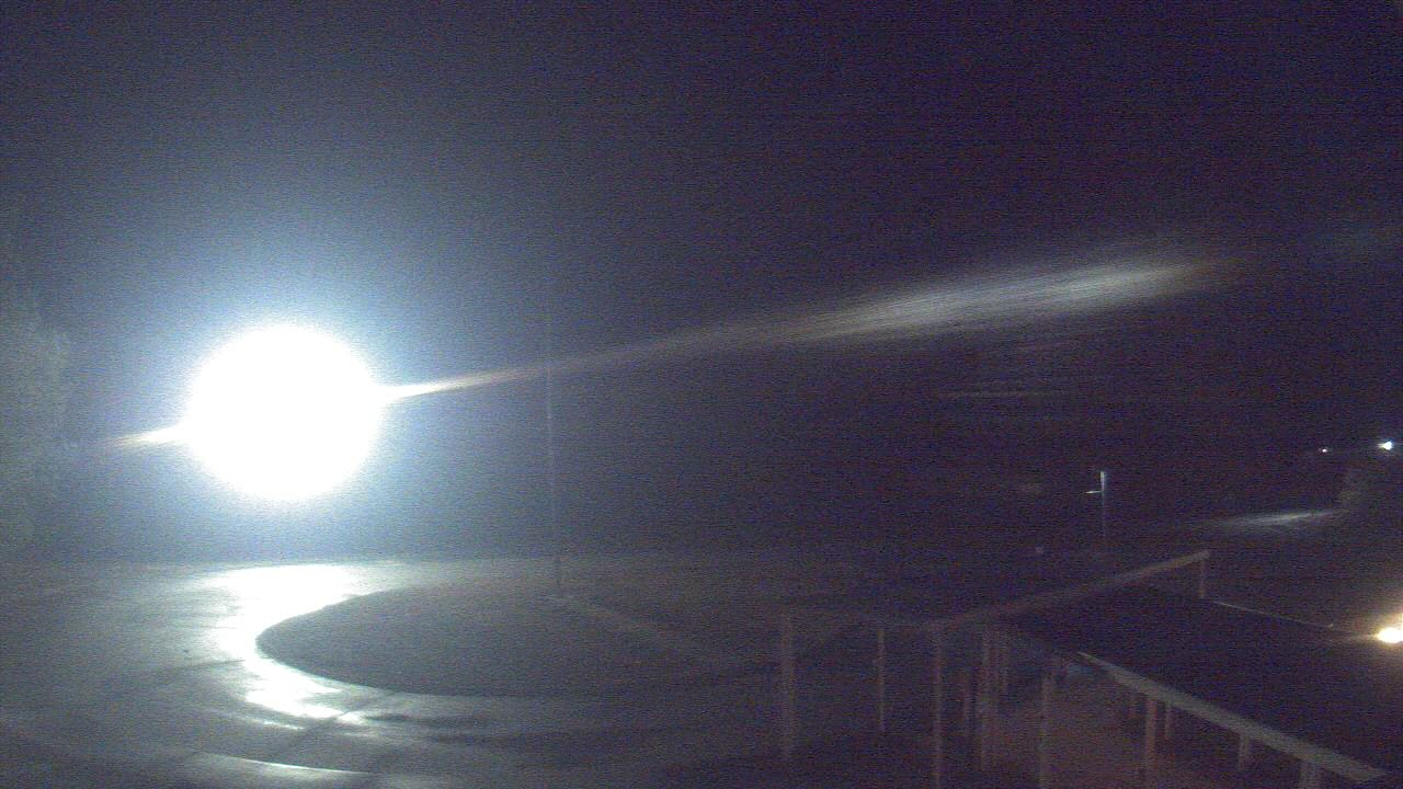 Thumbnail for current weather camera view from Bladen Lakes Primary School in Elizabethtown, North Carolina