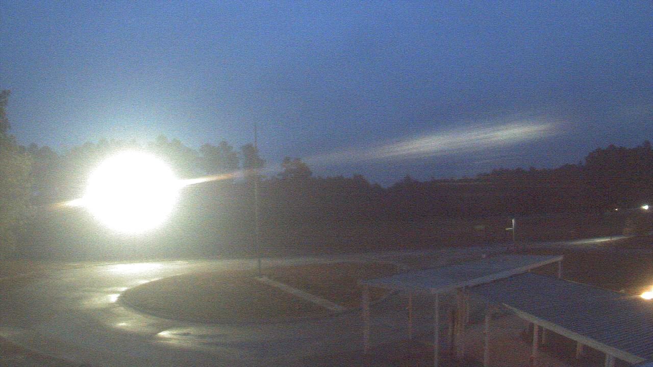 Thumbnail for current weather camera view from Bladen Lakes Primary School in Elizabethtown, North Carolina