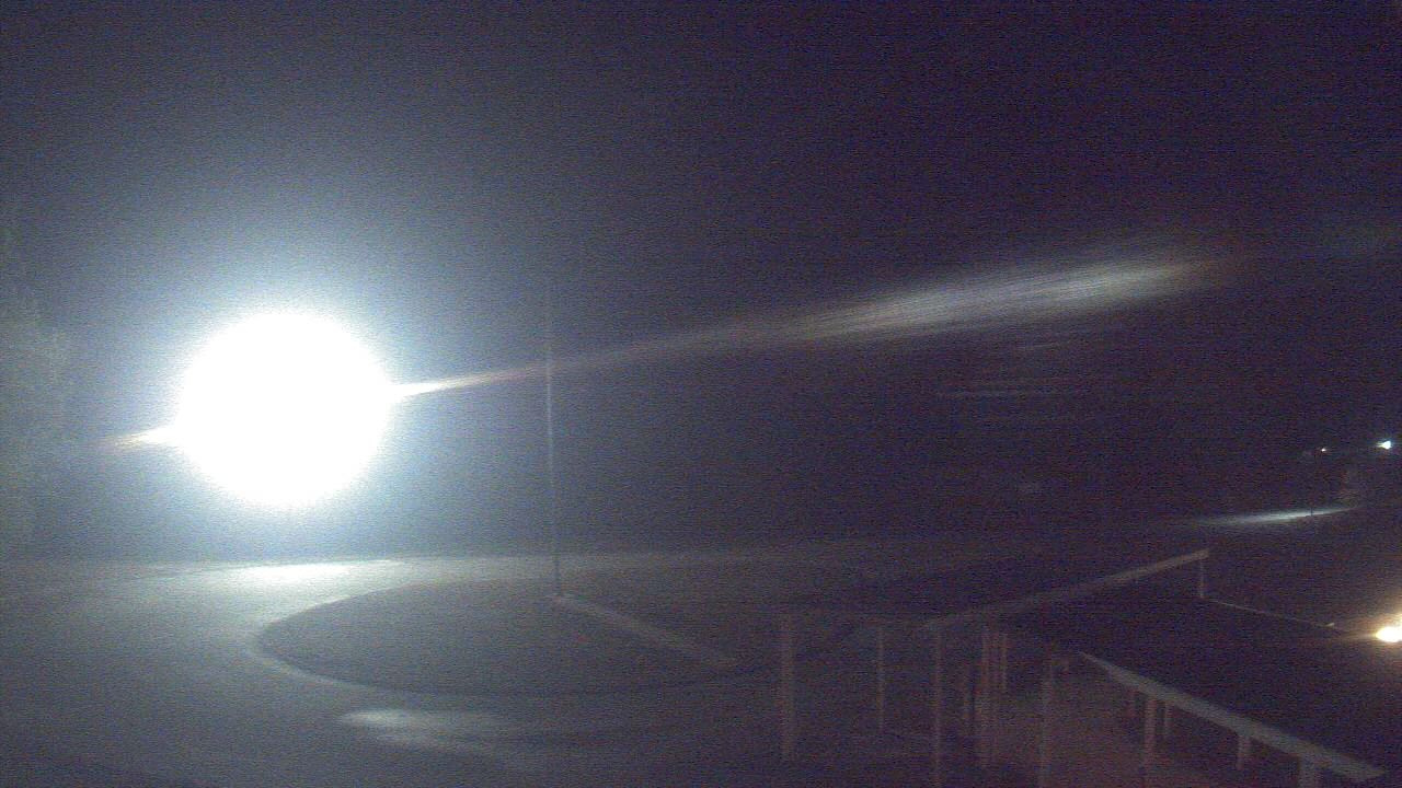 Thumbnail for current weather camera view from Bladen Lakes Primary School in Elizabethtown, North Carolina