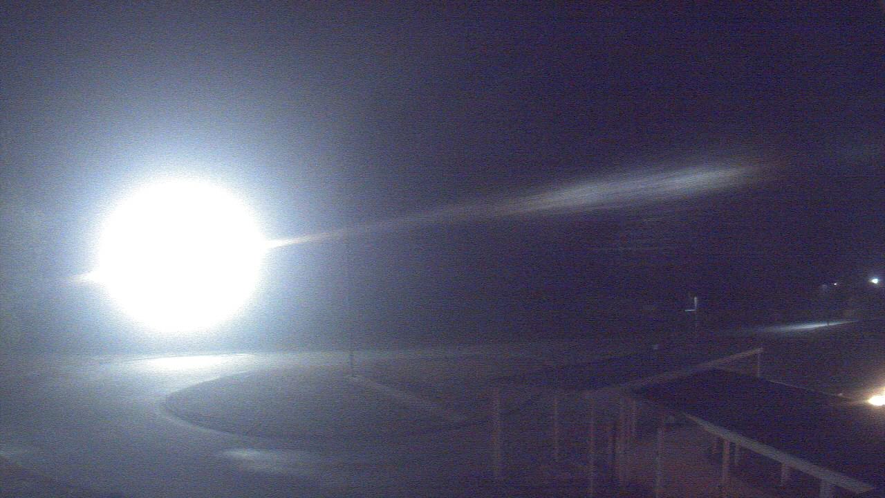 Thumbnail for current weather camera view from Bladen Lakes Primary School in Elizabethtown, North Carolina