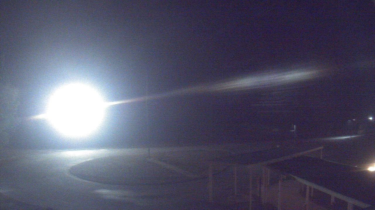 Thumbnail for current weather camera view from Bladen Lakes Primary School in Elizabethtown, North Carolina