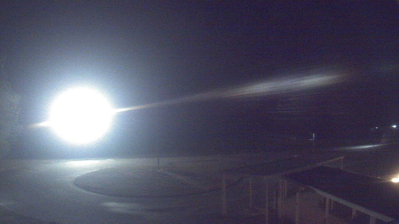 Thumbnail for current weather camera view from Bladen Lakes Primary School in Elizabethtown, North Carolina