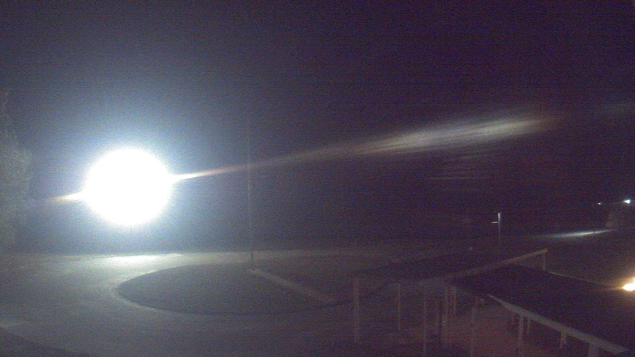 Thumbnail for current weather camera view from Bladen Lakes Primary School in Elizabethtown, North Carolina