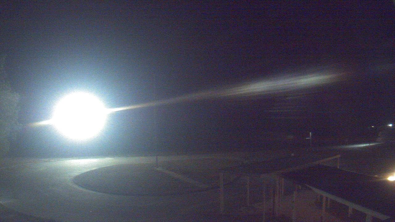 Thumbnail for current weather camera view from Bladen Lakes Primary School in Elizabethtown, North Carolina