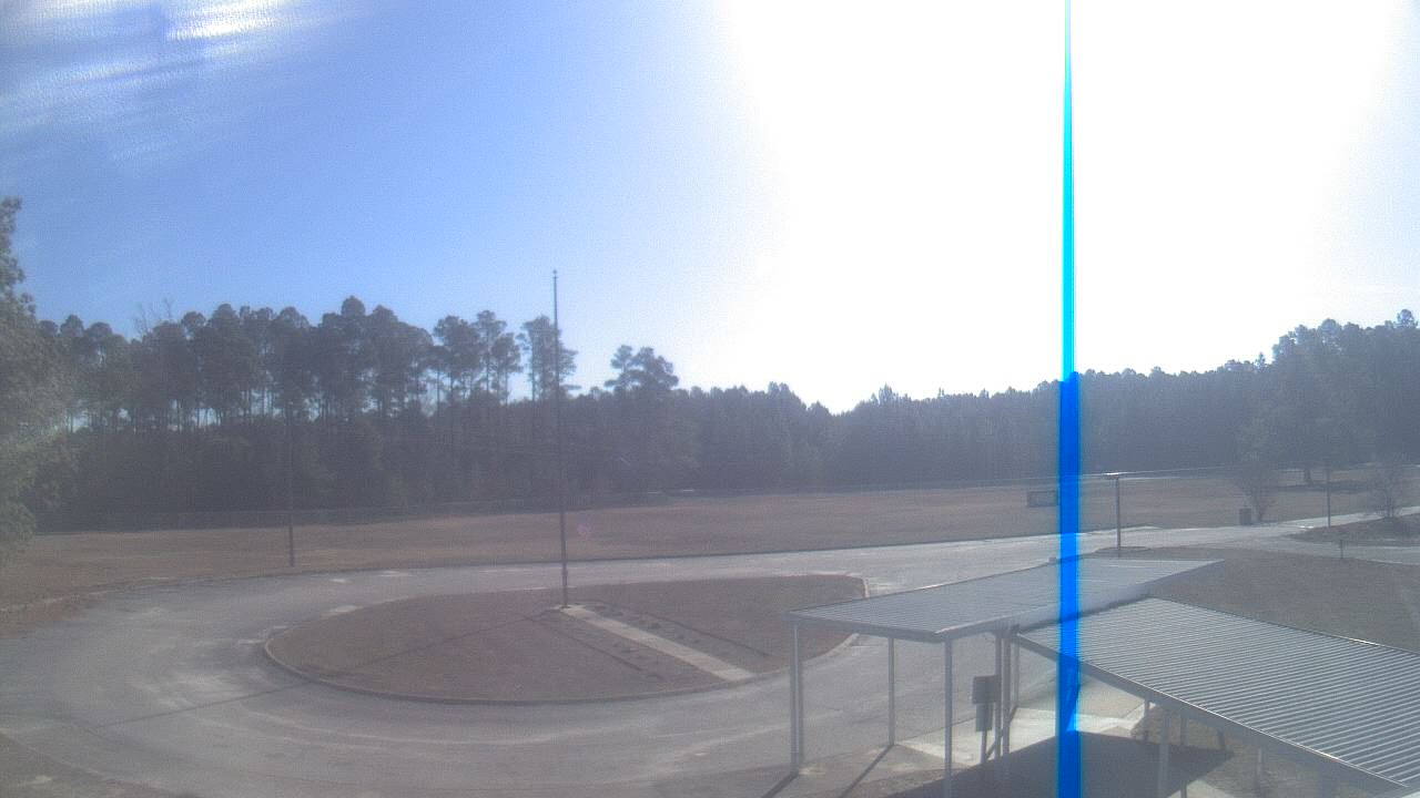 Thumbnail for current weather camera view from Bladen Lakes Primary School in Elizabethtown, North Carolina