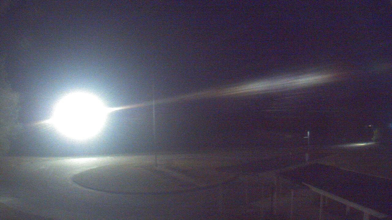 Thumbnail for current weather camera view from Bladen Lakes Primary School in Elizabethtown, North Carolina