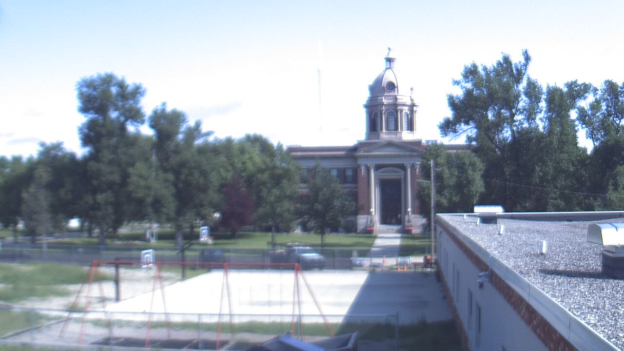 Ellendale HS Live Weather Cam - 072820251015 L