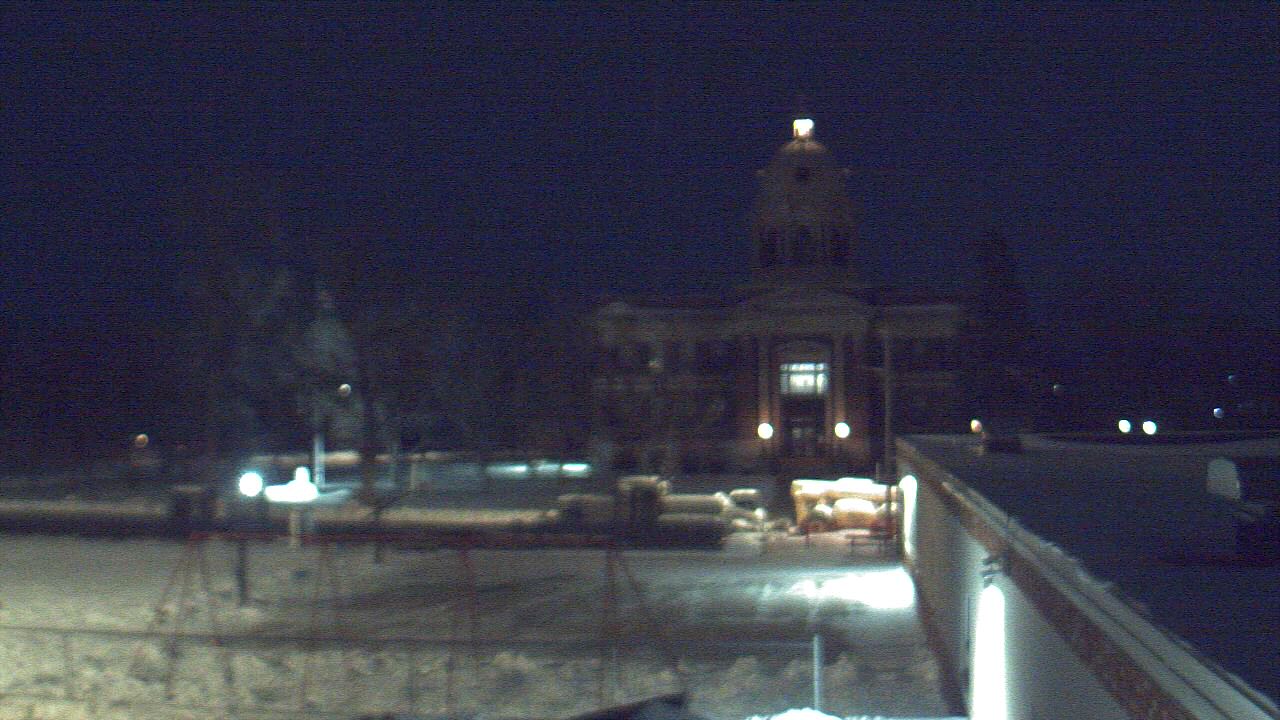 Thumbnail for current weather camera view from Ellendale HS in Ellendale, North Dakota