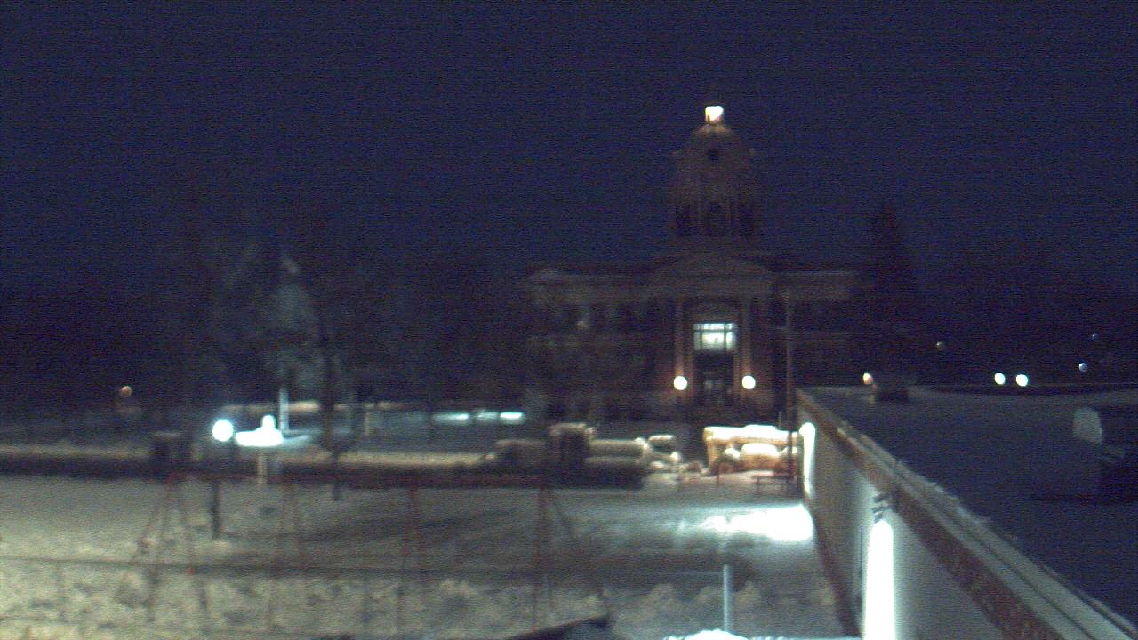 Thumbnail for current weather camera view from Ellendale HS in Ellendale, North Dakota
