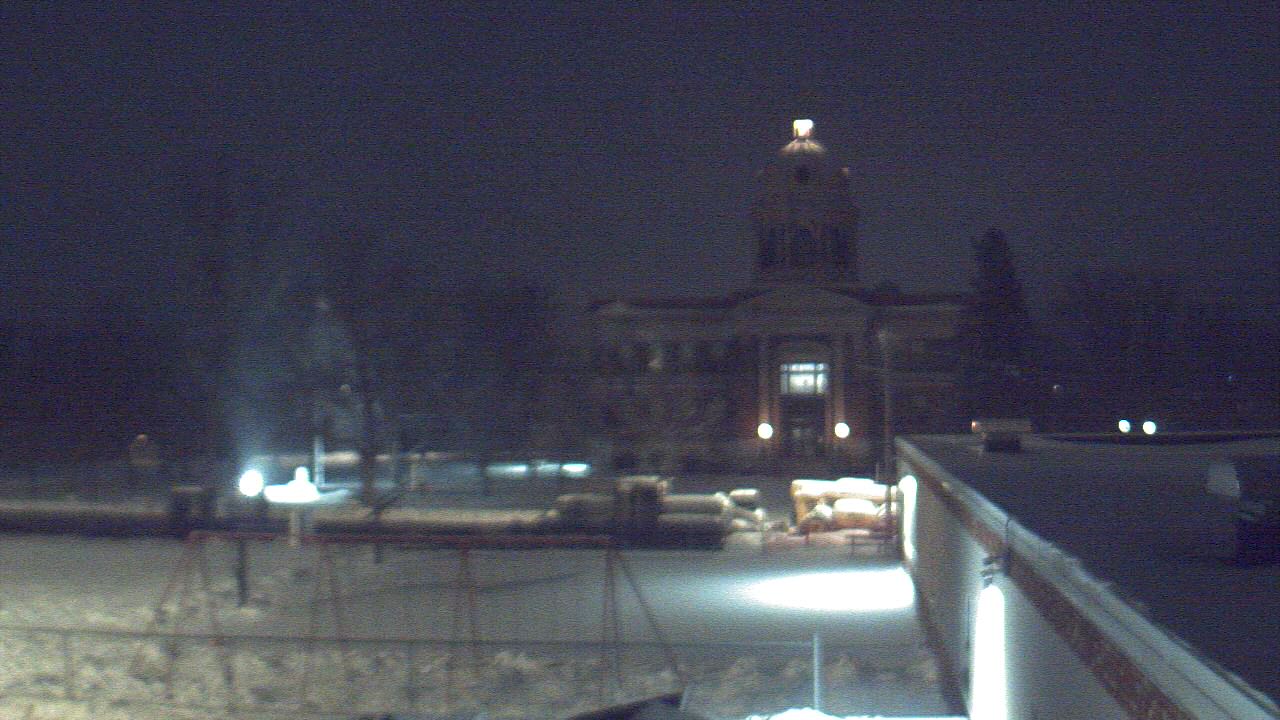 Thumbnail for current weather camera view from Ellendale HS in Ellendale, North Dakota