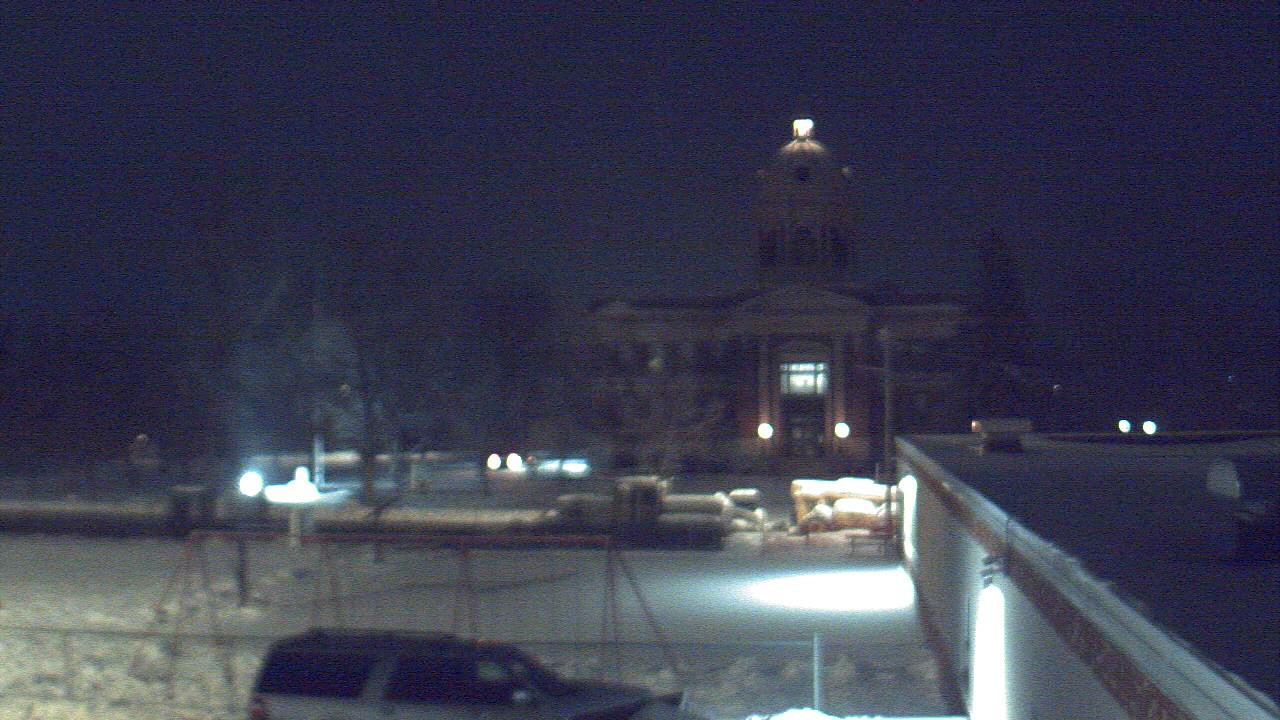 Thumbnail for current weather camera view from Ellendale HS in Ellendale, North Dakota