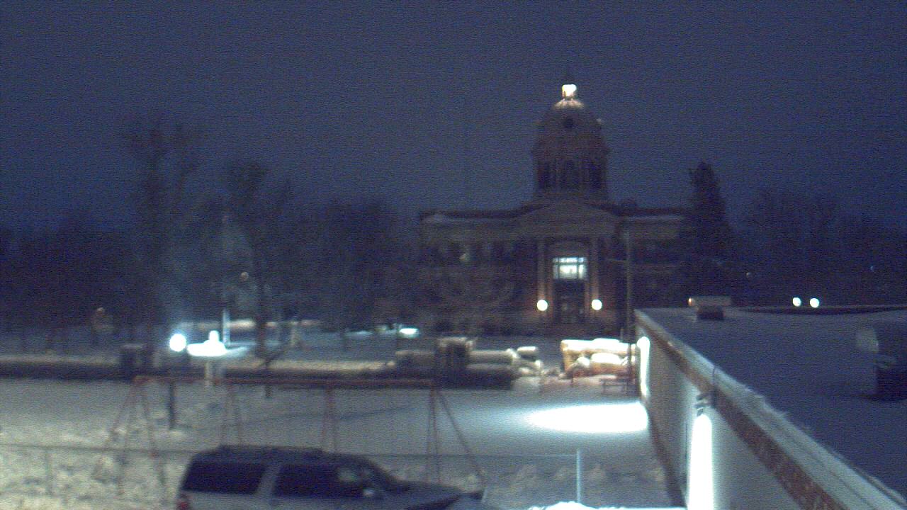 Thumbnail for current weather camera view from Ellendale HS in Ellendale, North Dakota