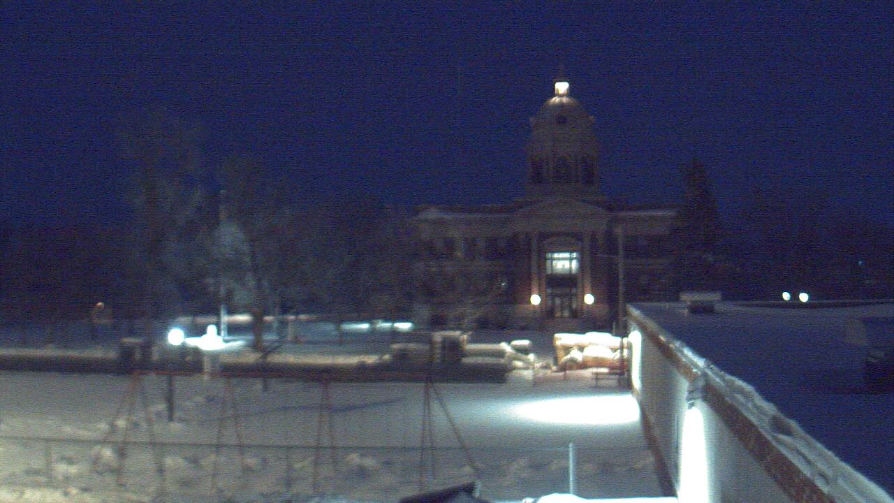 Thumbnail for current weather camera view from Ellendale HS in Ellendale, North Dakota