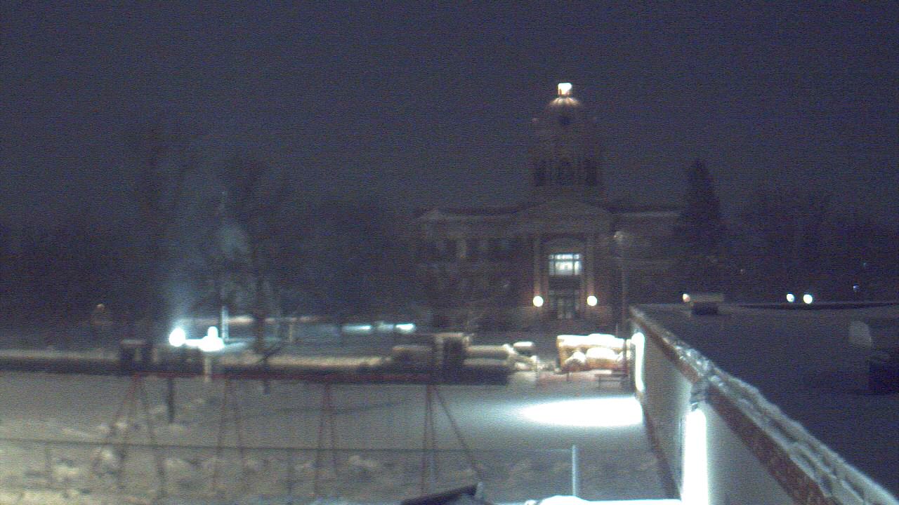 Thumbnail for current weather camera view from Ellendale HS in Ellendale, North Dakota