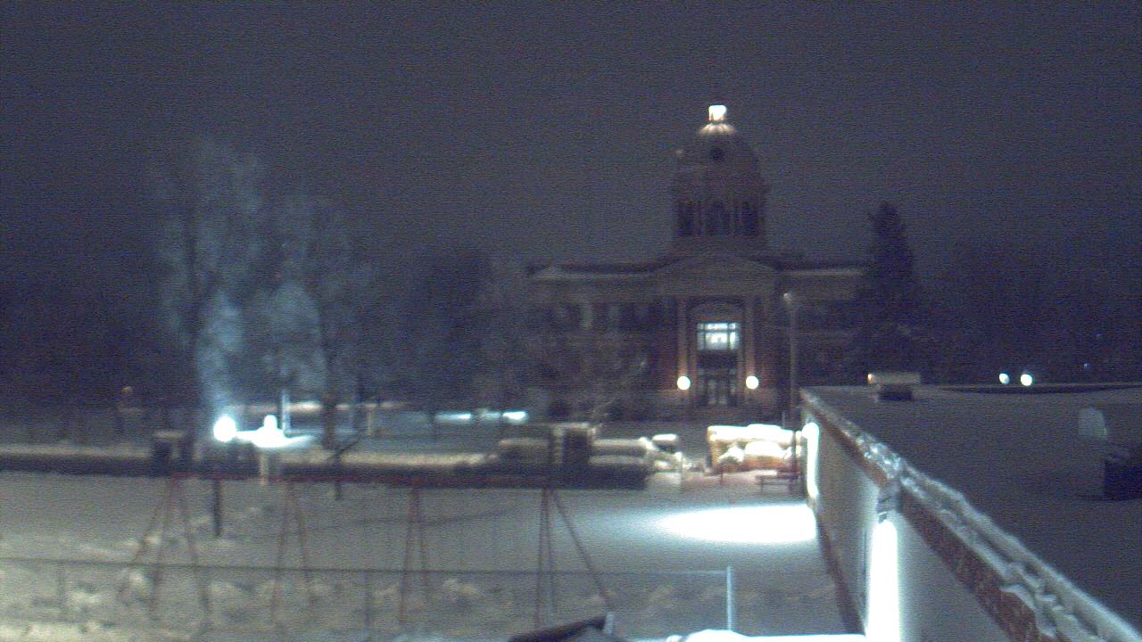 Thumbnail for current weather camera view from Ellendale HS in Ellendale, North Dakota