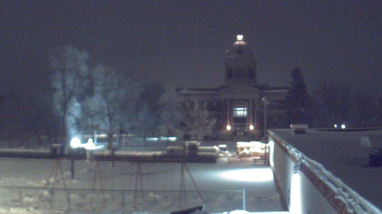 Thumbnail for current weather camera view from Ellendale HS in Ellendale, North Dakota