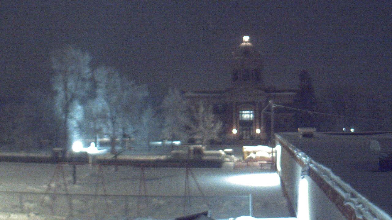 Thumbnail for current weather camera view from Ellendale HS in Ellendale, North Dakota