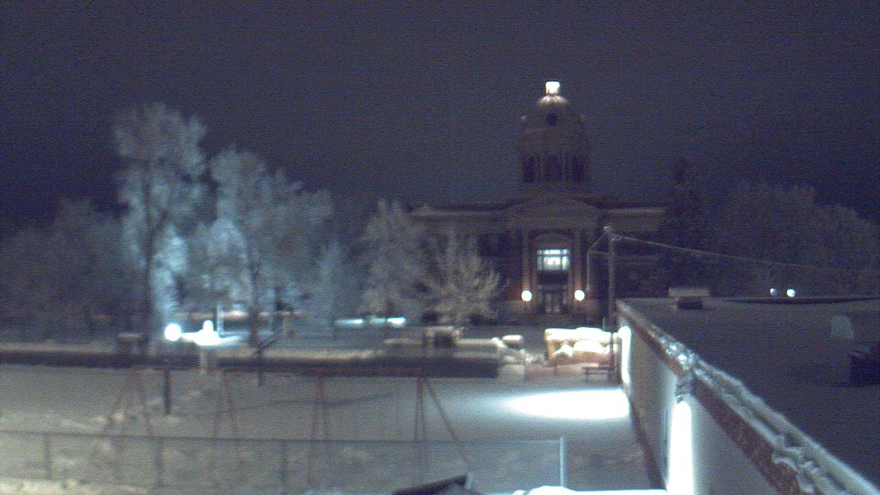 Thumbnail for current weather camera view from Ellendale HS in Ellendale, North Dakota