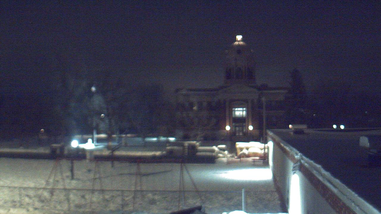 Thumbnail for current weather camera view from Ellendale HS in Ellendale, North Dakota