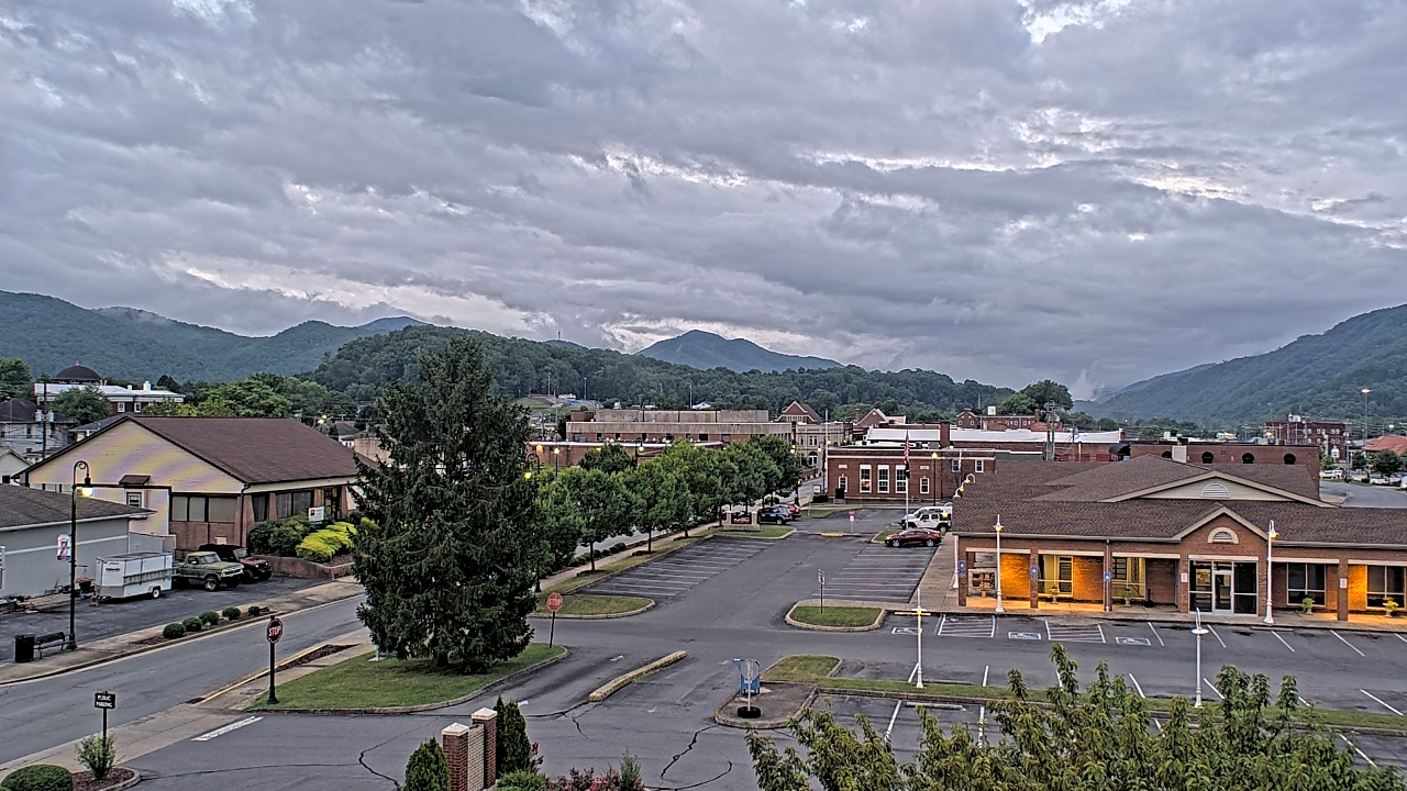 Thumbnail for current weather camera view from Erwin Town Hall in Erwin, Tennessee