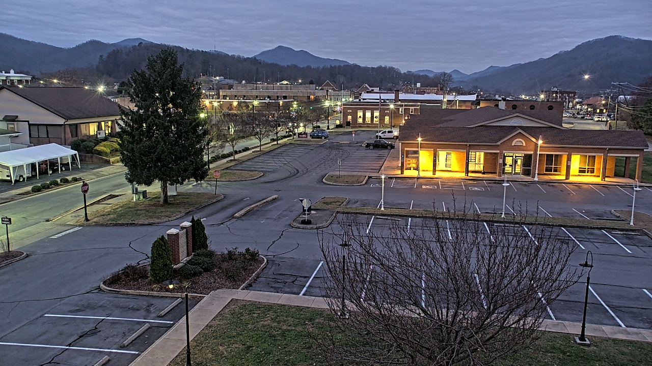 Thumbnail for current weather camera view from Erwin Town Hall in Erwin, Tennessee