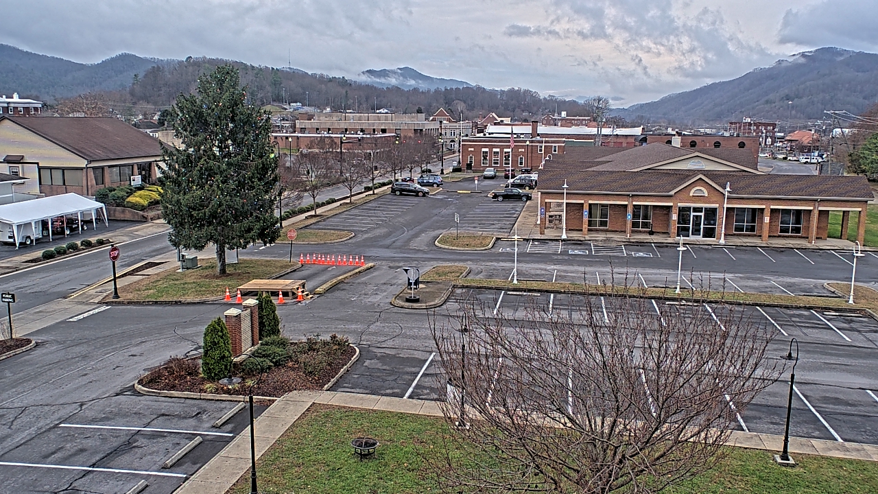 Thumbnail for current weather camera view from Erwin Town Hall in Erwin, Tennessee