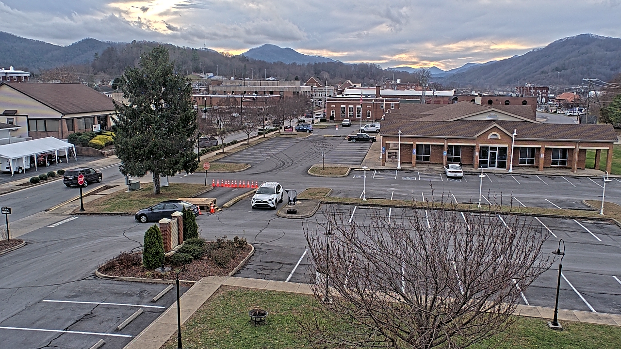 Thumbnail for current weather camera view from Erwin Town Hall in Erwin, Tennessee