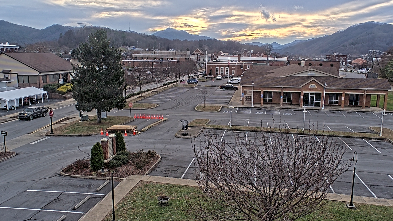 Thumbnail for current weather camera view from Erwin Town Hall in Erwin, Tennessee